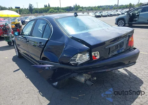 2004 BMW 330Xi z USA, uszkodzony, nr VIN WBAEW53474PN36583